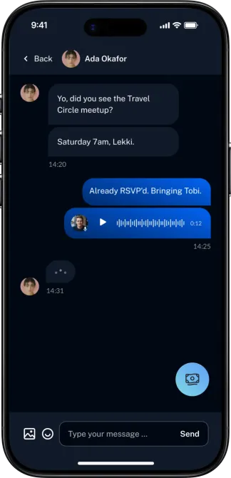 The Digitizers chat screen: a group conversation with replies, a voice note and a payment button.